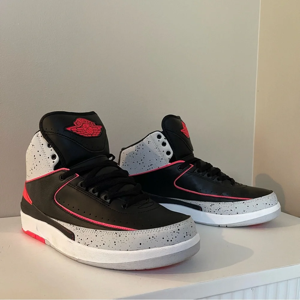 Air Jordan 2 Retro Infrared Sneakers